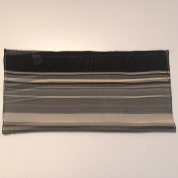 🤍🩶 GAP Striped Sheer Gray & White Scarf | 100% Polyester 🩶🤍 - Picture 7 of 7